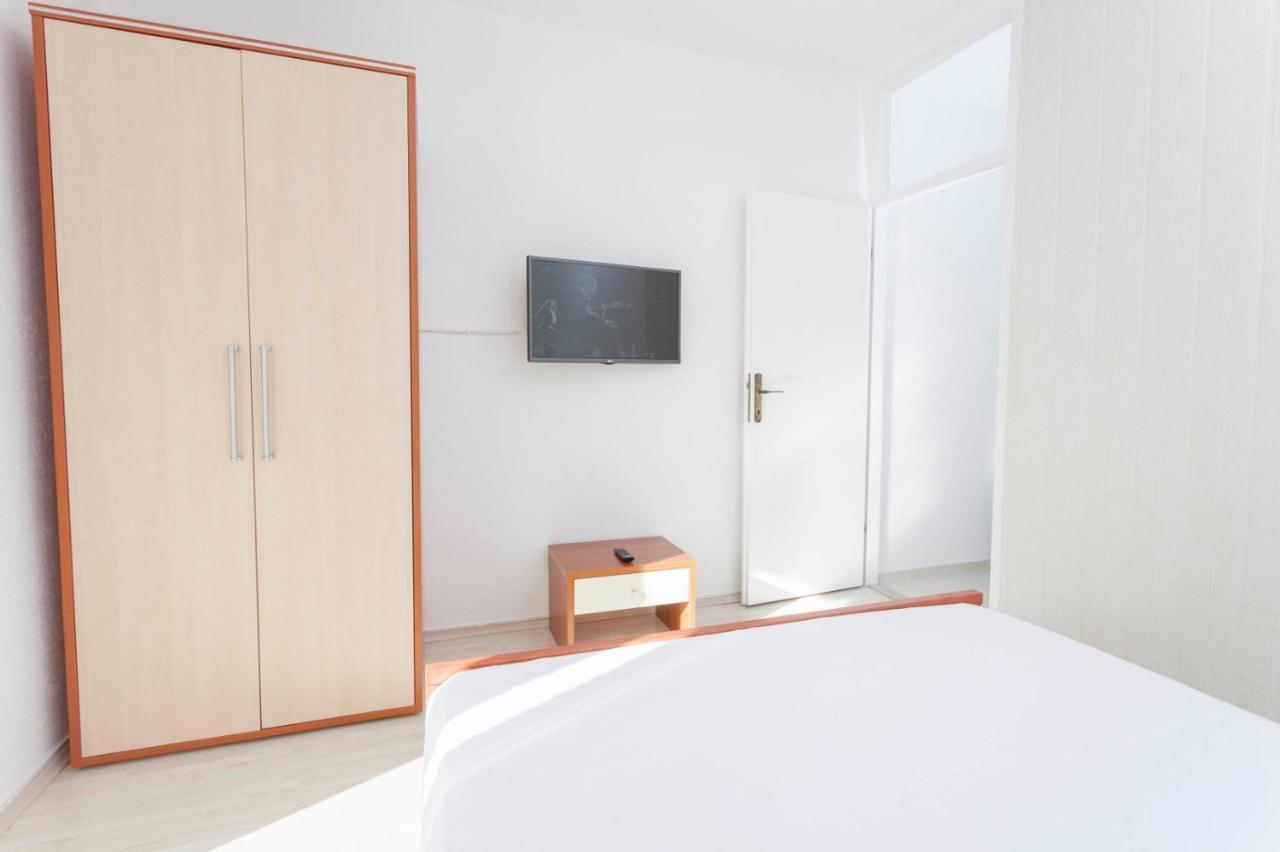 Apartment Aria Baška Voda Zewnętrze zdjęcie