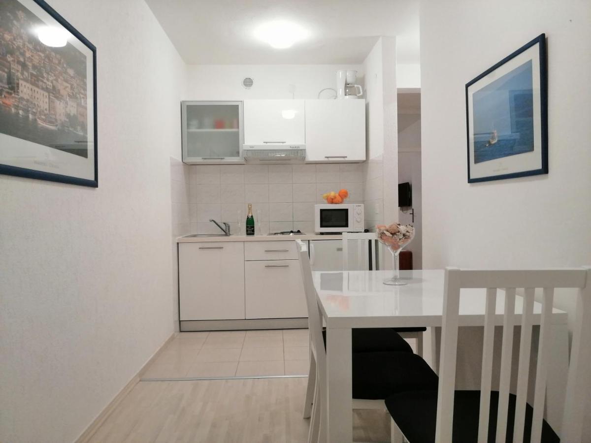 Apartment Aria Baška Voda Zewnętrze zdjęcie